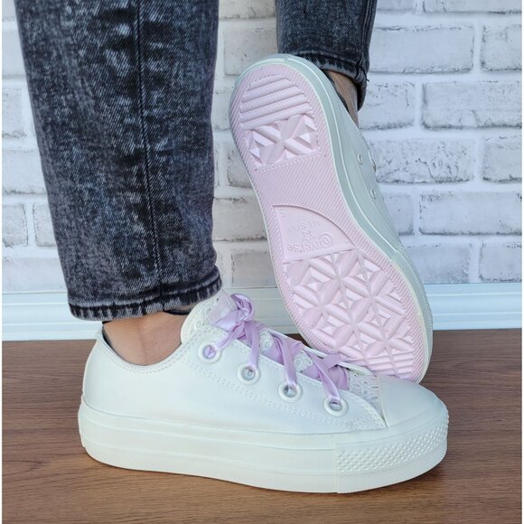 ⭐Converse Ctas Lift OX Low 7 Womens Shoes Embroidered Floral Beige Pink A10301C⭐ - Picture 1 of 15